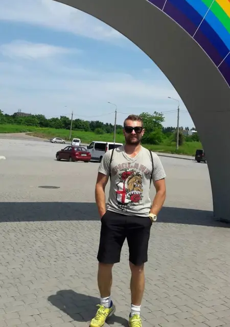 Я Артем, 34, знакомлюсь для совместных путешествий в Полтаве