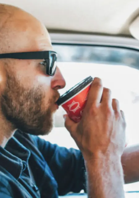 Я Саша, 36 років з Мукачево, шукаю знайомства без зобов'язань