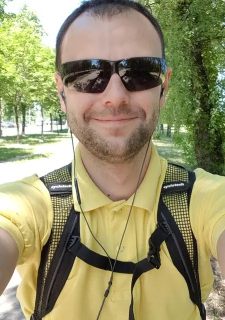 Виталик из Гродно, ищу на сайте знакомства на одну ночь