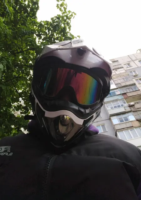 Я Anton, 25 років, знайомлюсь на одну ніч у Луганську