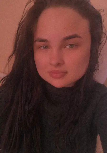 Іра з Львів, шукаю на сайті спілкування