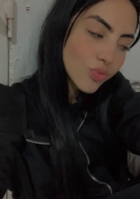 Я Paola, 21, знакомлюсь на одну ночь в Лиме