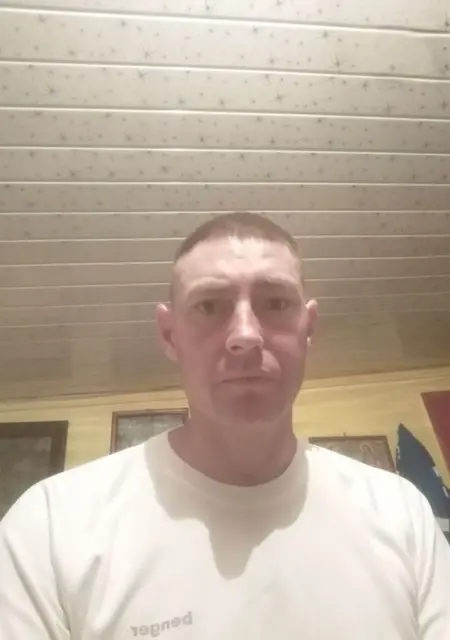 Я George, 38, знакомлюсь в Бухаресте