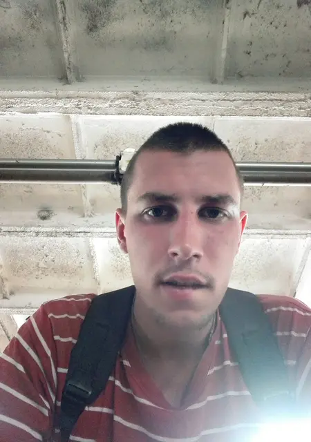 Евгений из Лоева, ищу на сайте знакомства без обязательств