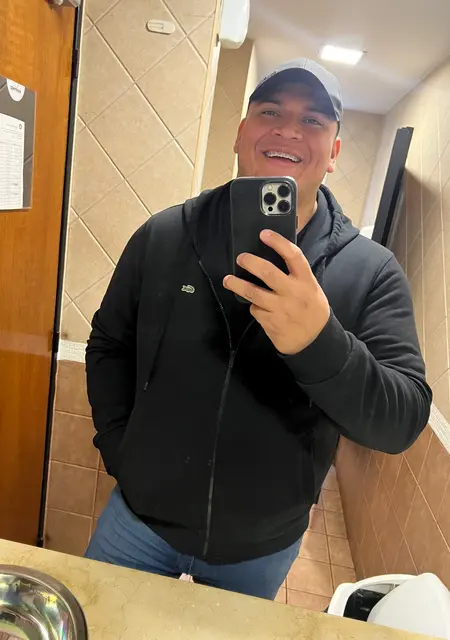 Gabriel из Буэнос-айреса, ищу на сайте общение