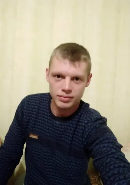 Вася з Ужгорода, мені 27 років, познайомлюсь без зобов'язань