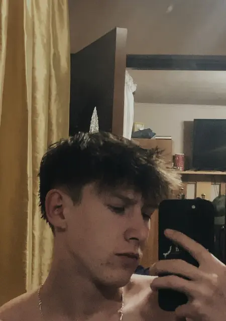 Я Igna, 19, из Яссы, ищу знакомство для общения