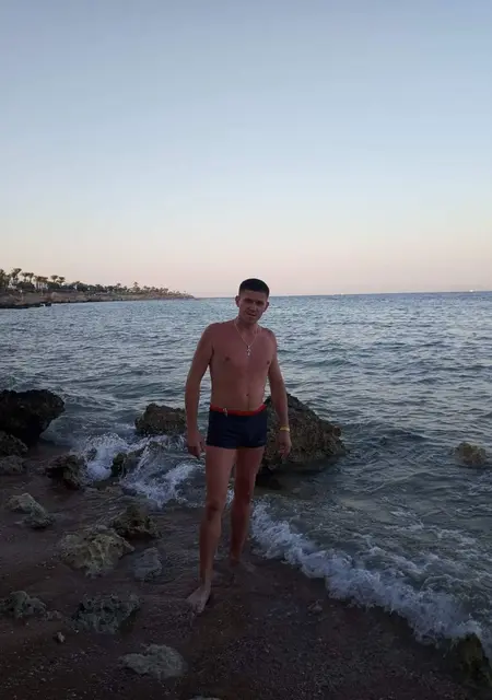 Я Юра, 38, знакомлюсь для приятного времяпровождения в Ровно