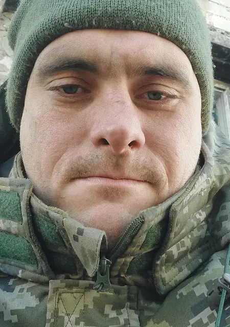 Денис из Черкасс, мне 36, познакомлюсь без обязательств