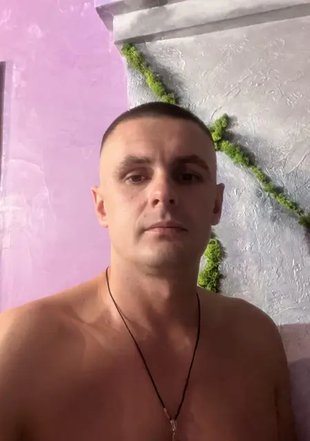 Я Alex, 35, знакомлюсь на одну ночь в Лозове