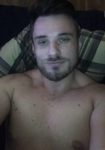 Kacperek из Варшавы, мне 19, познакомлюсь