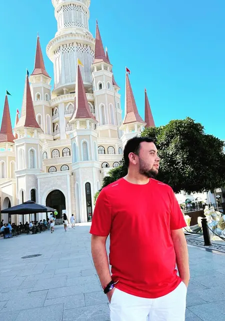 Jamol из Баку, мне 32, познакомлюсь на одну ночь