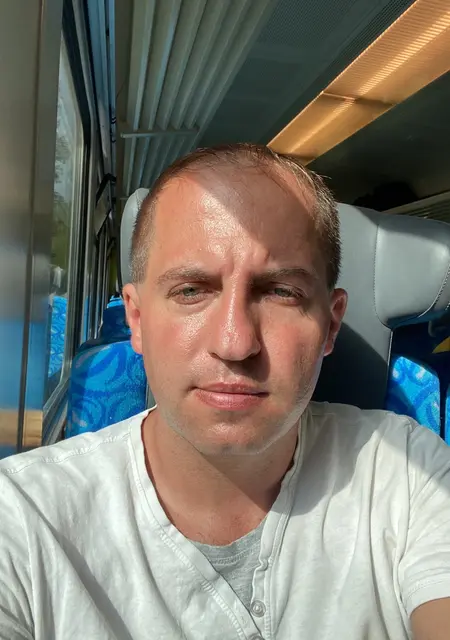 Я Tomas, 37, знакомлюсь без обязательств в Либёрцах