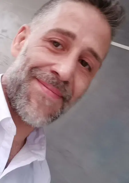 Soy Cesar, 46 años, conociéndome para relación sin ataduras en Madrid