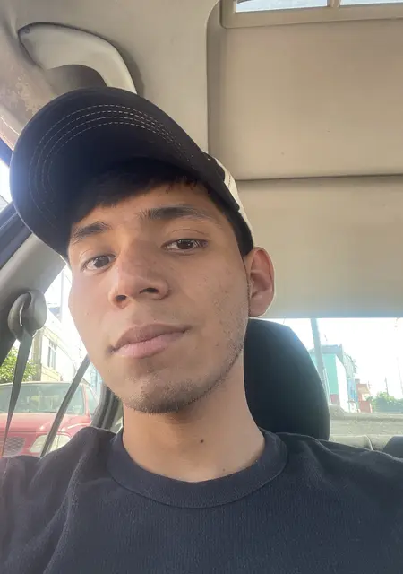 Я Rodrigo O, 22, знакомлюсь на одну ночь в Гвадалахаре