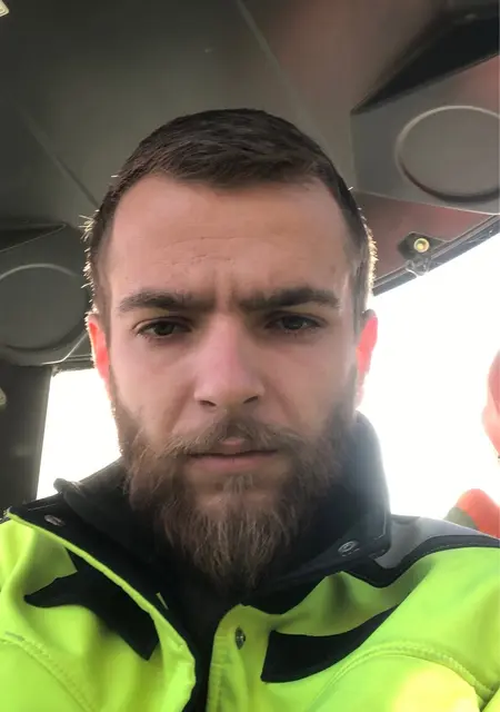 Я Богдан, 28, из Львова, ищу знакомства без обязательств