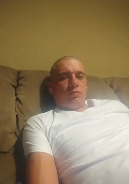 Aliaksandr из Осиповичей, ищу на сайте знакомства на одну ночь