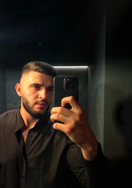 Andriano из Дубая, ищу на сайте знакомства на одну ночь