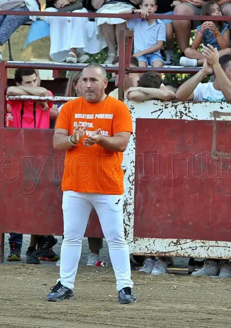 Я Antonio Sanchez, 45, из Сагунто, ищу знакомство для общения