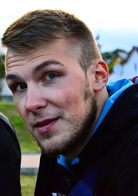 Александр из Лиды, ищу на сайте знакомства на одну ночь