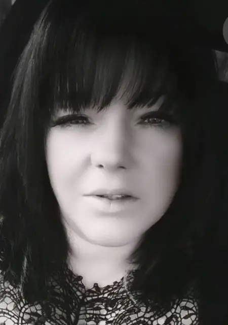 Я Sylvi, 40, из Берлина, ищу знакомство