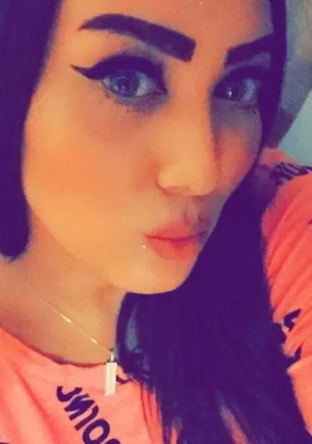 Я Noura, 37, знакомлюсь в Стамбуле