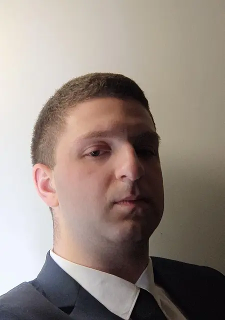 Я Gosha, 24, из Тбилиси, ищу знакомства без обязательств