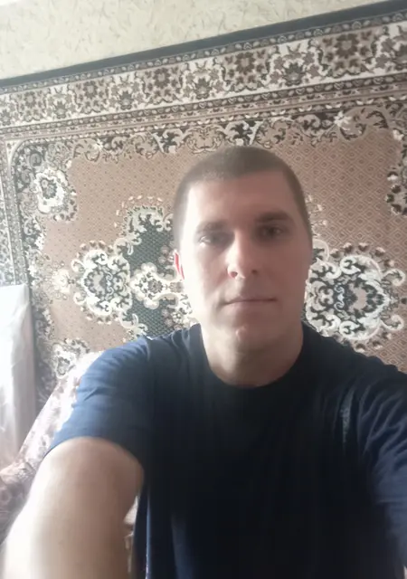 Я Дима, 32, из Никополя, ищу знакомства без обязательств