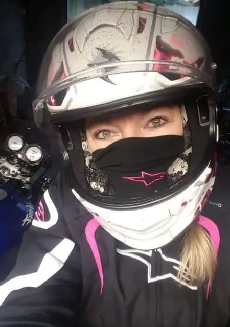 Я Laetitia, 42, из Парижа, ищу знакомство