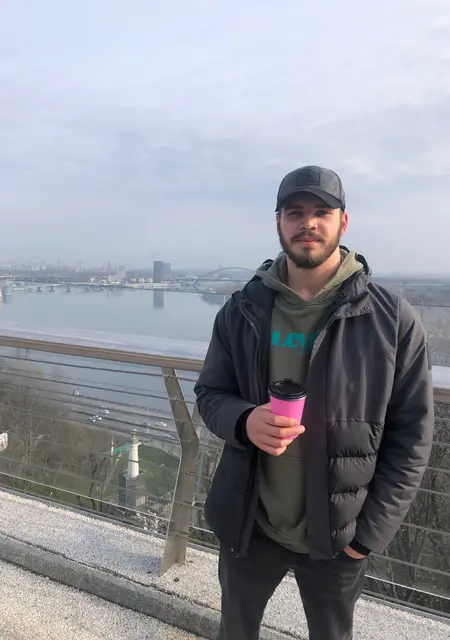 Александр из Одессы, ищу на сайте постоянные отношения