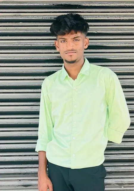 Я Saivarun, 21, знакомлюсь для общения в Хайдарабад