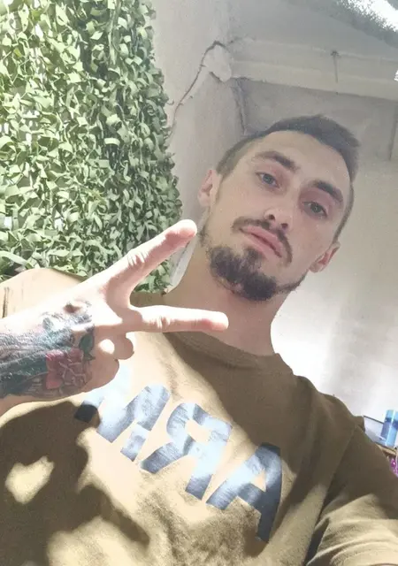 Я Каспер, 28, из Краматорска, ищу знакомства на одну ночь