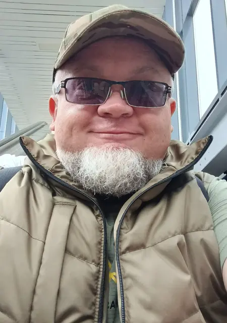 Я Андрей, 51, из Донецка, ищу знакомство для постоянных отношений