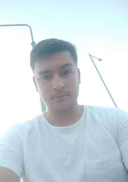 Я Рома, 28, знакомлюсь на одну ночь в Бресте