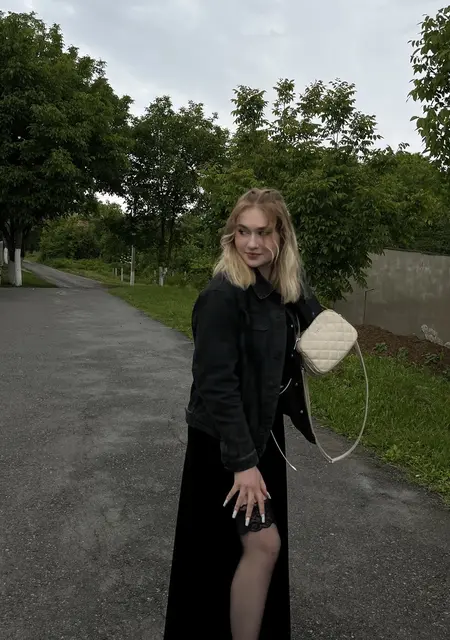 Маша из Киева, ищу на сайте дружбу