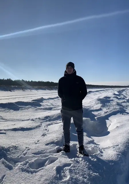 Егор из Херсона, ищу на сайте знакомства на одну ночь