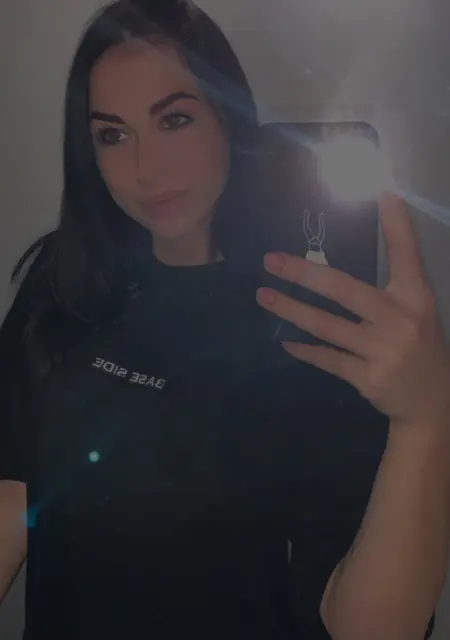 Віка из Львова, ищу на сайте общение