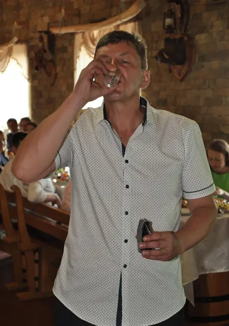 Я Олег, 44, знакомлюсь без обязательств в Мозыре