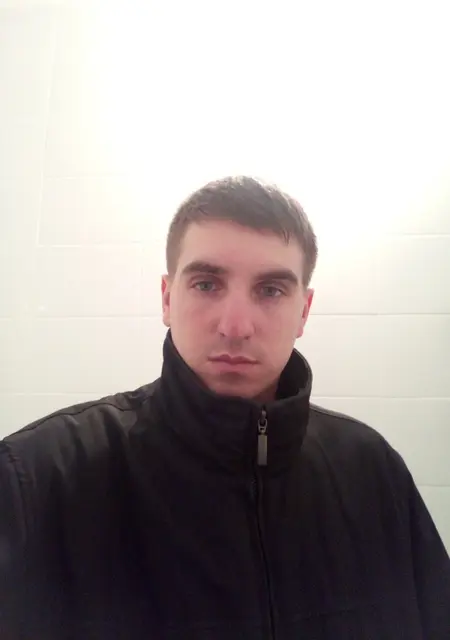 Я Володимир, 27 років з Луганська, шукаю знайомство для приємного проведення часу