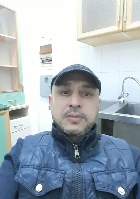 Коля из Шымкента, мне 46, познакомлюсь на одну ночь