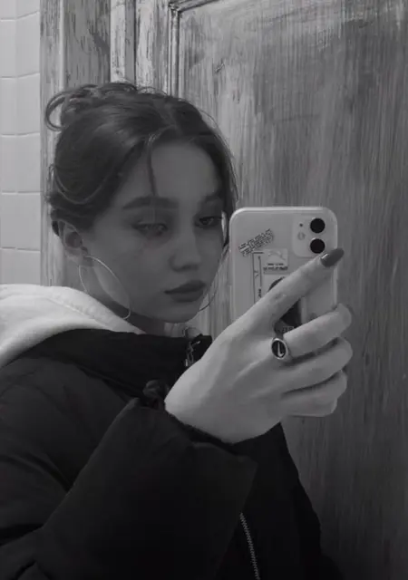 Alya из Кыркларели, ищу на сайте дружбу