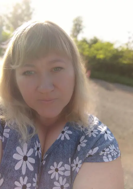 Елена из Полонного, ищу на сайте знакомства на одну ночь