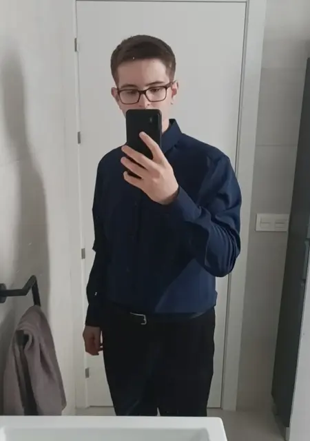 Я Centauro, 18, знакомлюсь на одну ночь в Кадисе