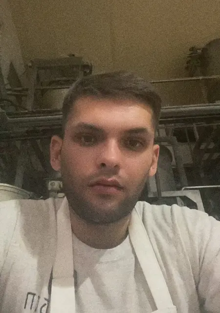 Олег з Калуша, шукаю на сайті вірт