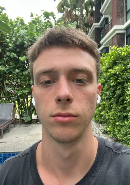 Я Alex, 23, знакомлюсь без обязательств в Бангкоке