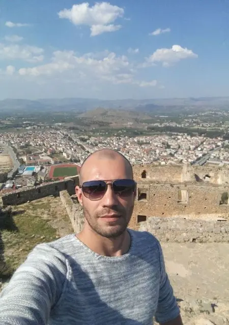 Я Dimitris, 35, знакомлюсь в Афинах