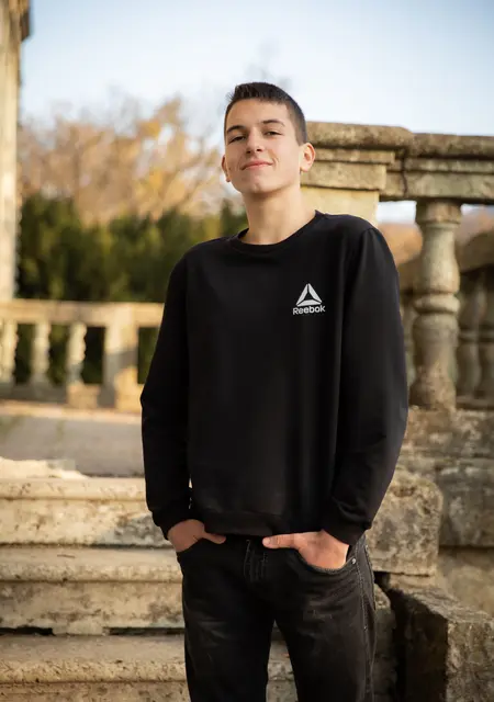 Рома из Ужгорода, ищу на сайте знакомства на одну ночь