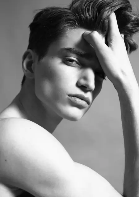 Я Андрій, 31, из Киева, ищу знакомства без обязательств