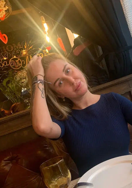 Я Ася, 34, из Киева, ищу знакомство для приятного времяпровождения