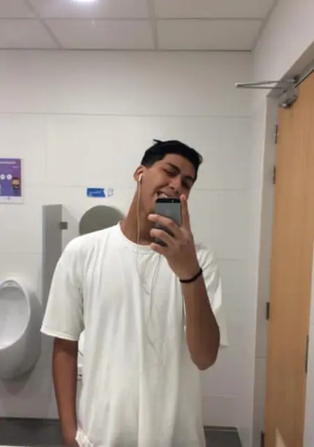 Я Luis, 24, знакомлюсь на одну ночь в Лиме